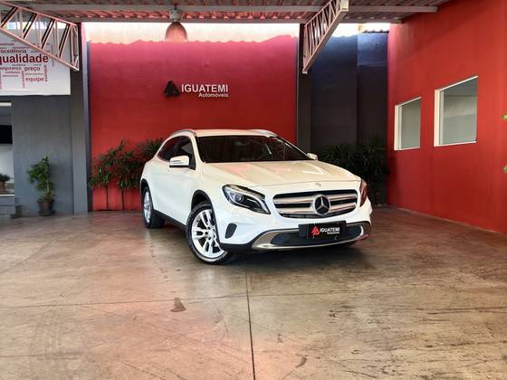 MERCEDES-BENZ GLA 200 1.6 CGI ADVANCE 16V TURBO FLEX 4P AUTOMÁTICO MERCEDES-BENZ GLA 200 1.6 CGI ADVANCE 16V TURBO FLEX 4P AUTOMÁTICO